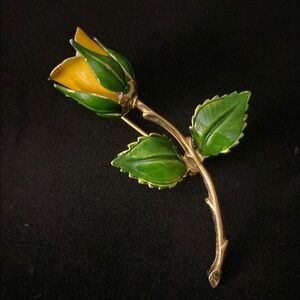 Vintage enamel yellow rose bud brooch